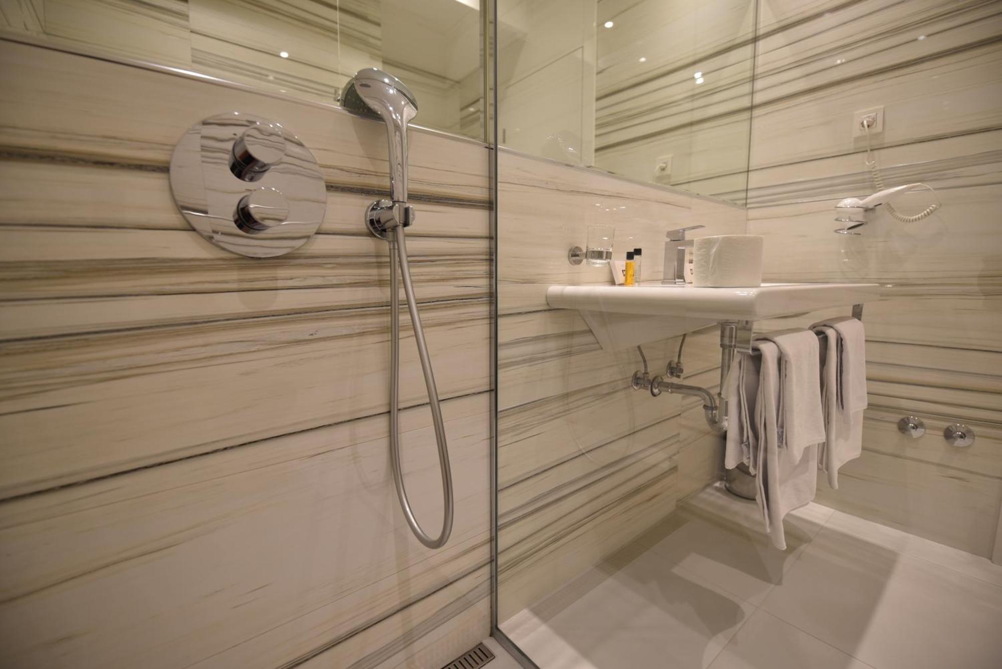 Sesto Senso Hotel Trebinje Luaran gambar