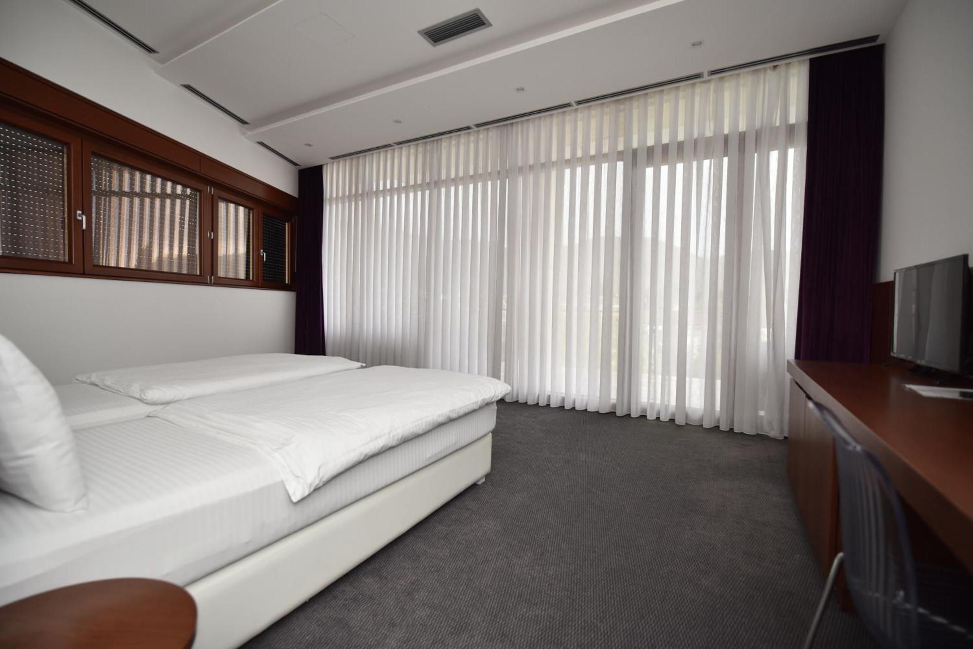 Sesto Senso Hotel Trebinje Luaran gambar