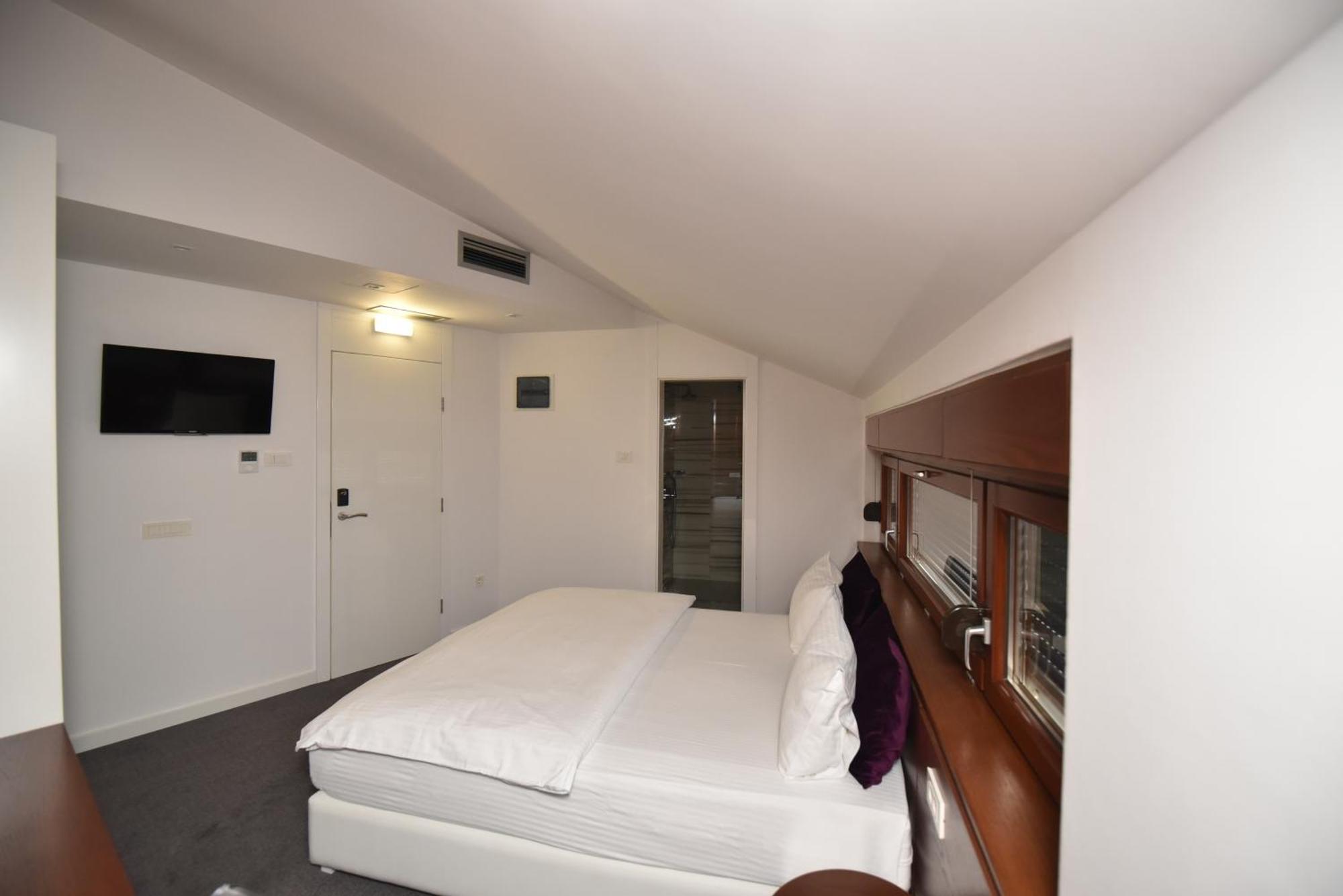 Sesto Senso Hotel Trebinje Luaran gambar